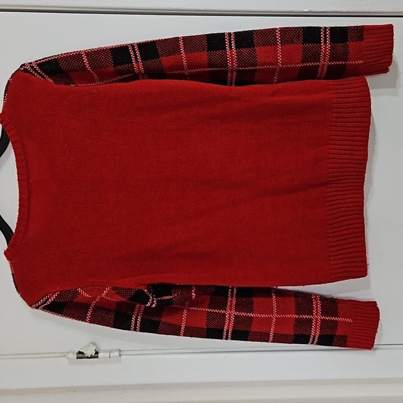 Girls' Red Christmas Pullover Sweater, Excellent Condition, (Size 4-6) - Picture 2 of 5
